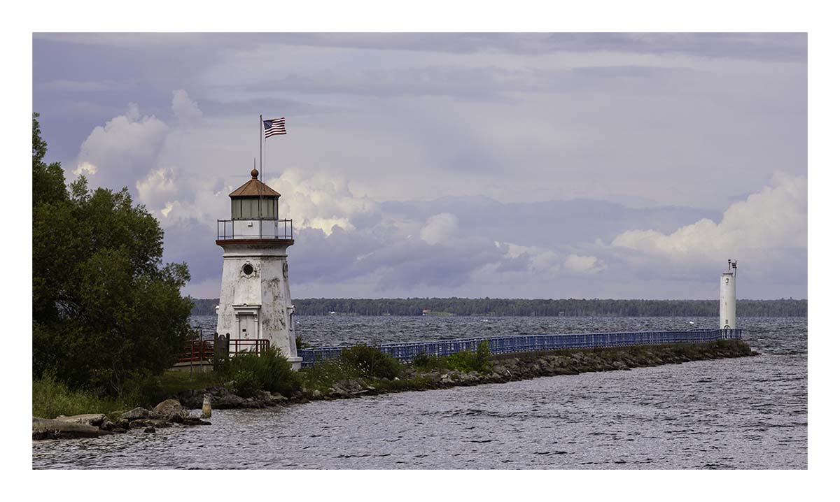Cheboygan Crib Light